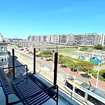 Molo Roof: Stylish Marina View Penthouse In Apartment *