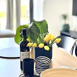 Apartment Molo Roof: Stylish Marina View Penthouse In