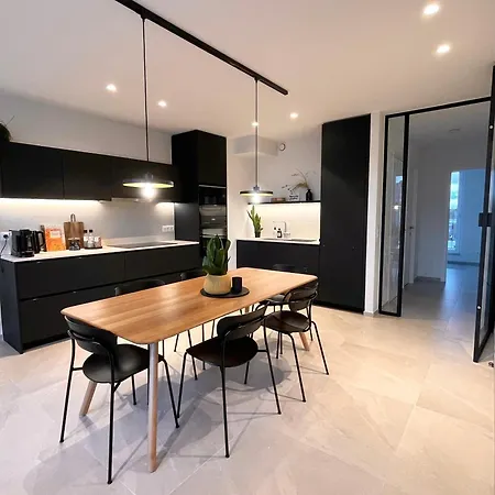 Апартаменты Molo Roof - Stylish Penthouse With Marina View Within Walking Distance From The Sea - 15 Km From Bruges Бланкенберге