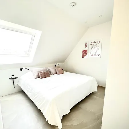 Апартаменты Molo Roof - Stylish Penthouse With Marina View Within Walking Distance From The Sea - 15 Km From Bruges *