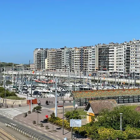 Molo Roof: Stylish Marina View Penthouse In Blankenberge