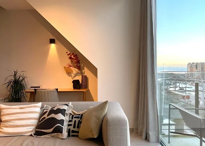 Molo Roof - Stylish Penthouse With Marina View Within Walking Distance From The Sea - 15 Km From Bruges דירה *